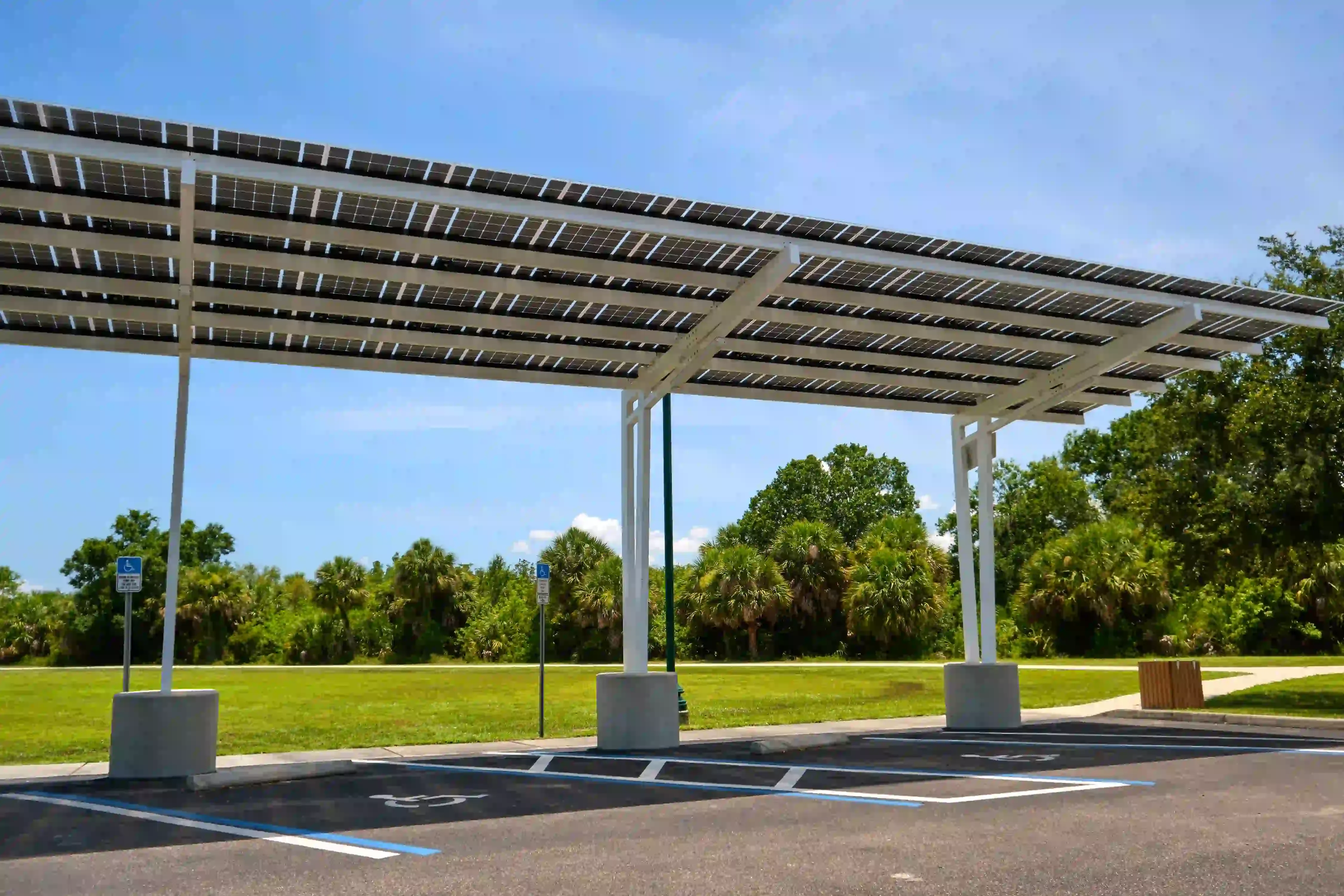 Image installateur carport solaire 4 carport solaire installation